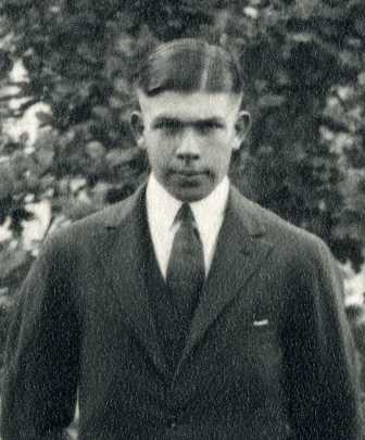 Herbert Tippett (Prefects, 1931).
